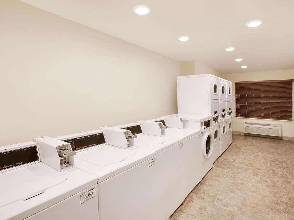 Extended Stay America Select Suites - Lubbock - West Facilities photo